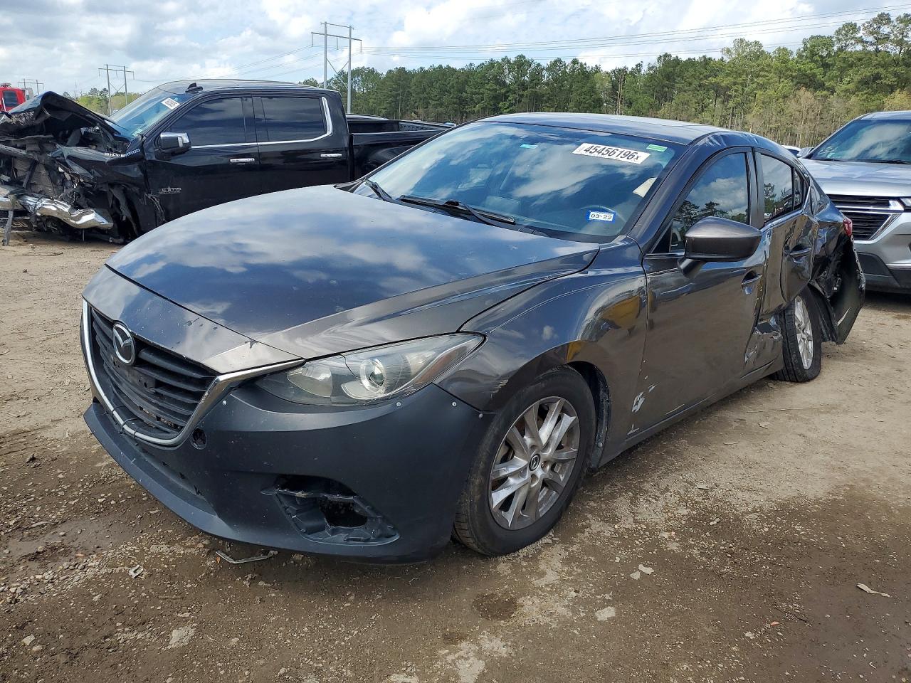 Salvage Mazda 3 Image