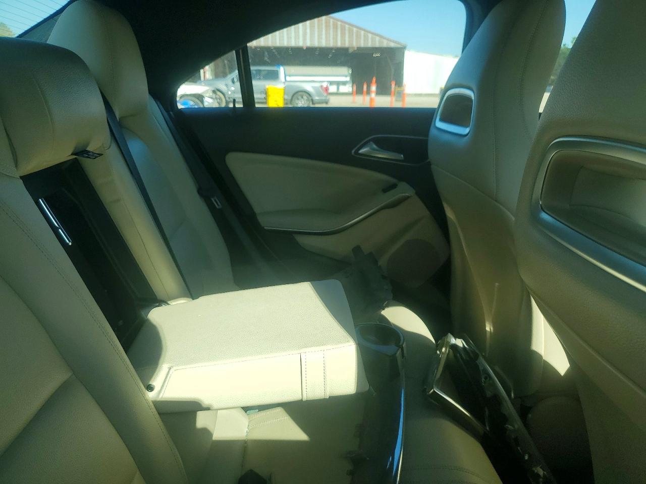 Mercedes-Benz Cla-class 250