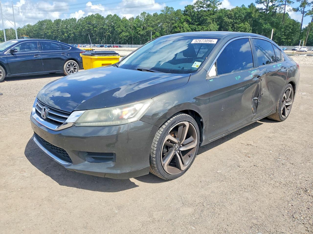 Salvage Honda Accord Image
