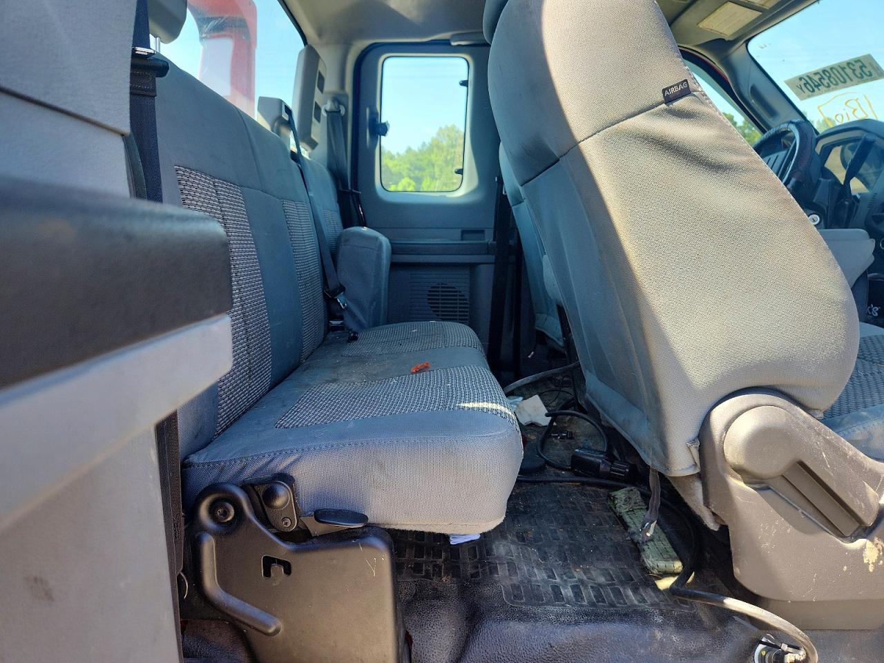 Ford F-550