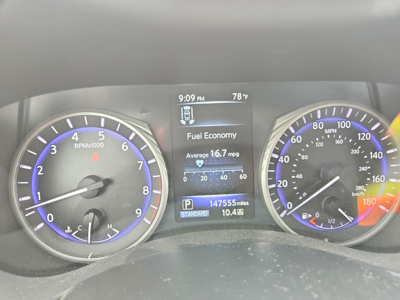 INFINITI Q50 Premium
