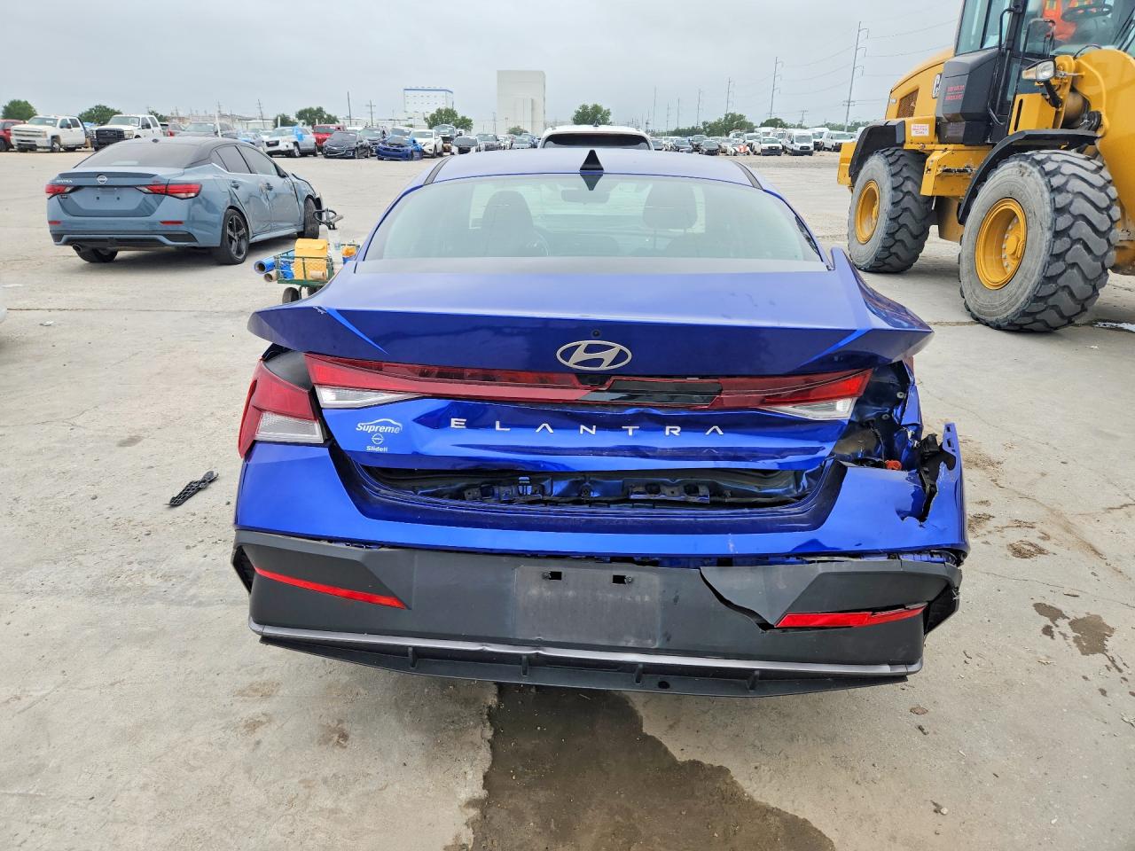 Hyundai ELANTRA Sel