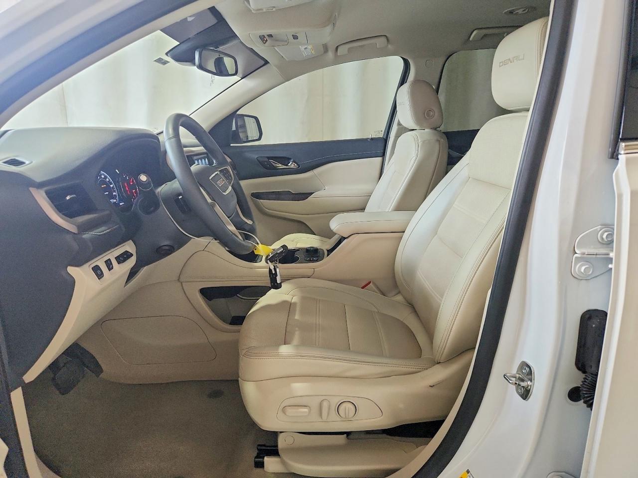 GMC Acadia Denali