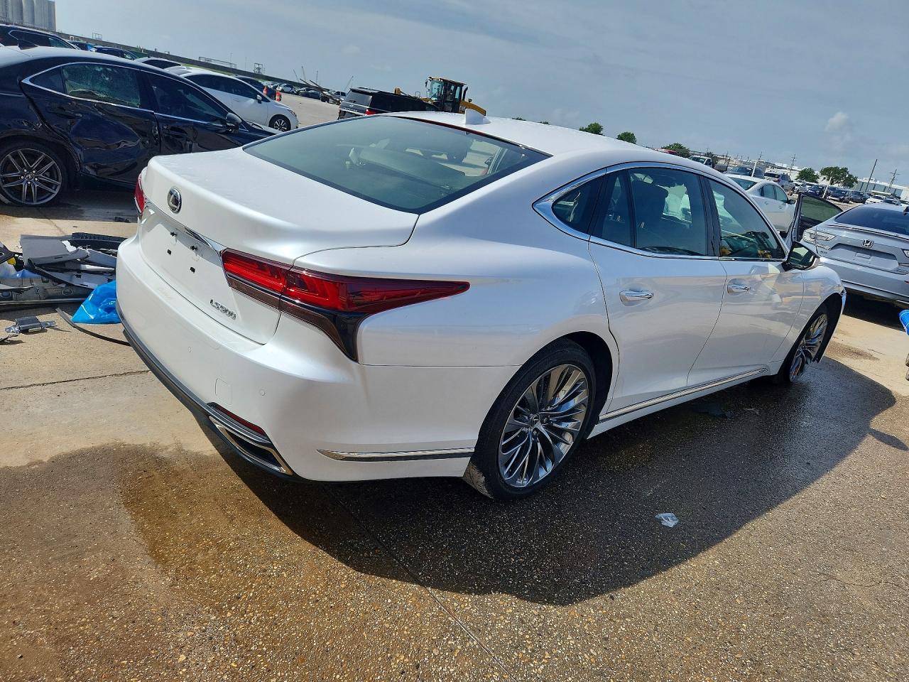 Lexus LS Base