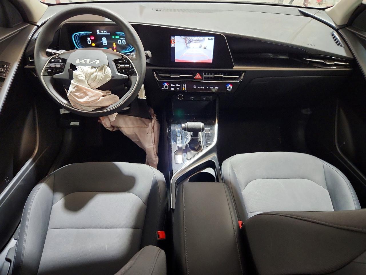 Kia Niro Lx