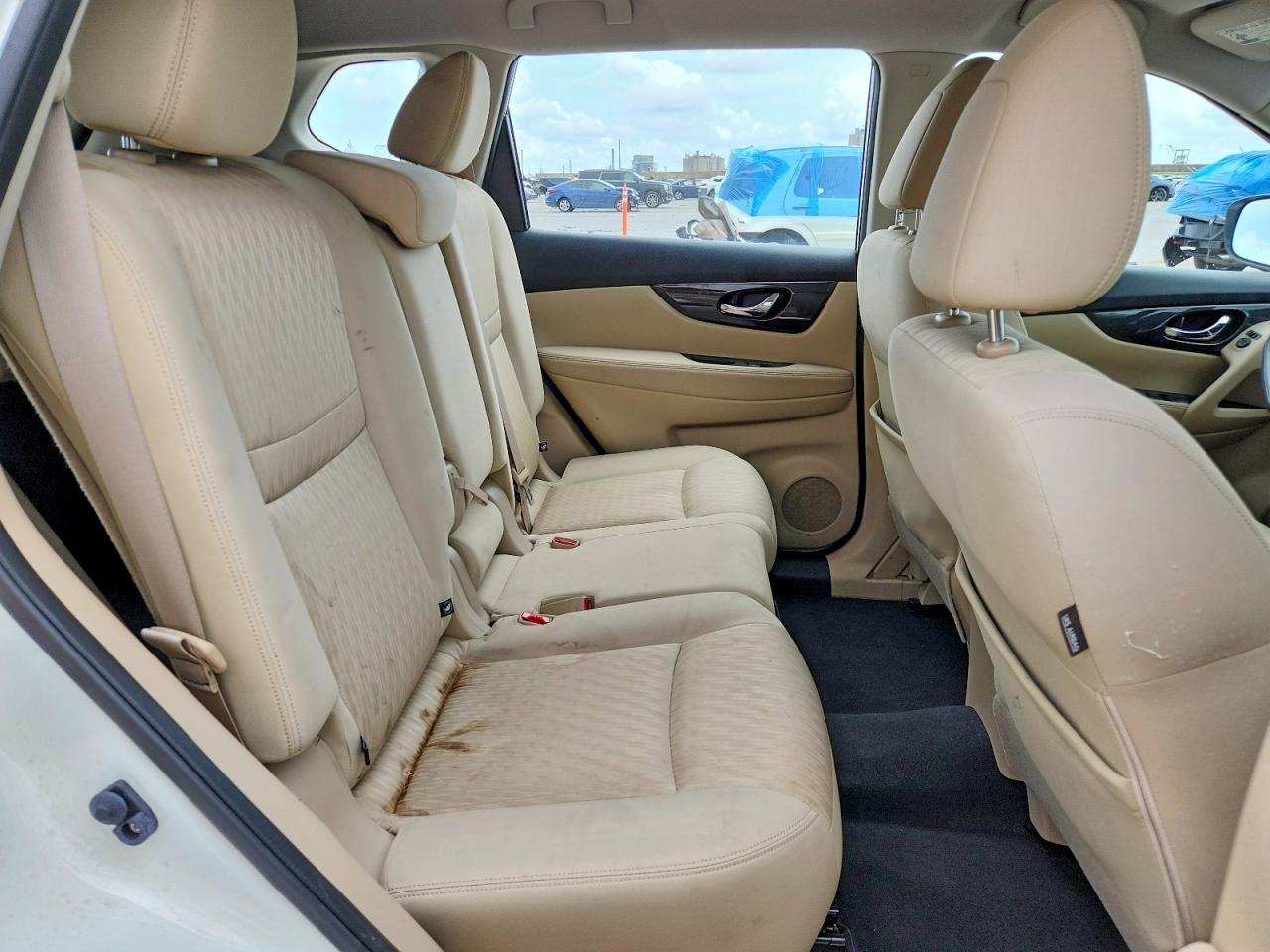 Nissan Rogue S