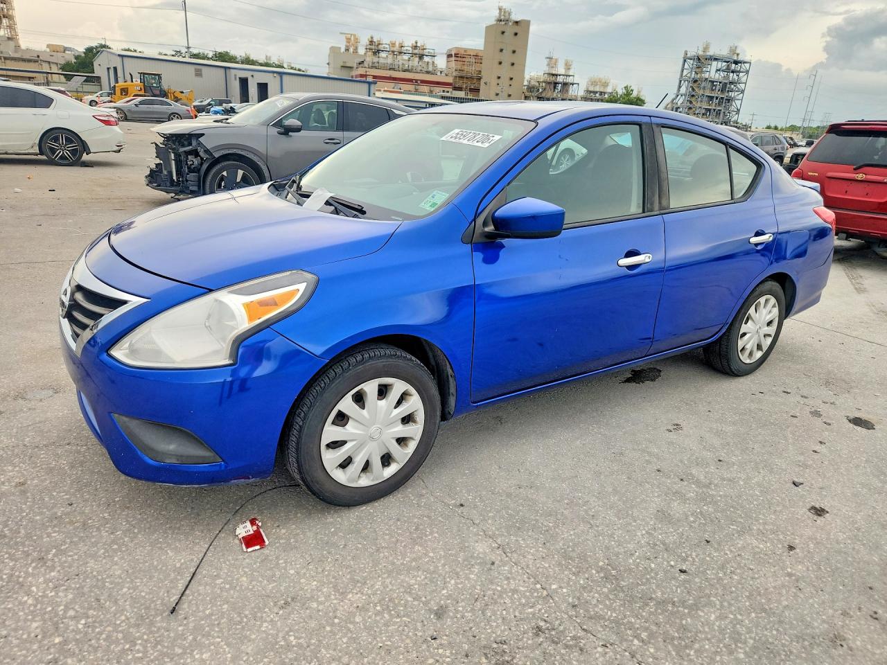 Salvage Nissan Versa Image
