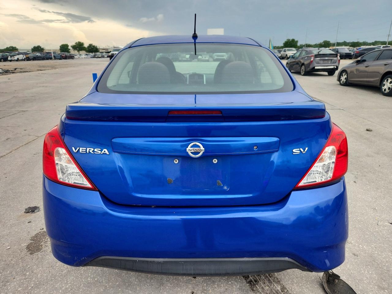 Nissan Versa 1.6 Sv
