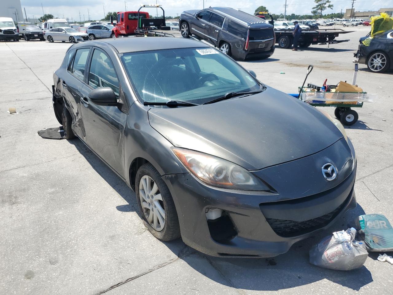 Mazda 3 I
