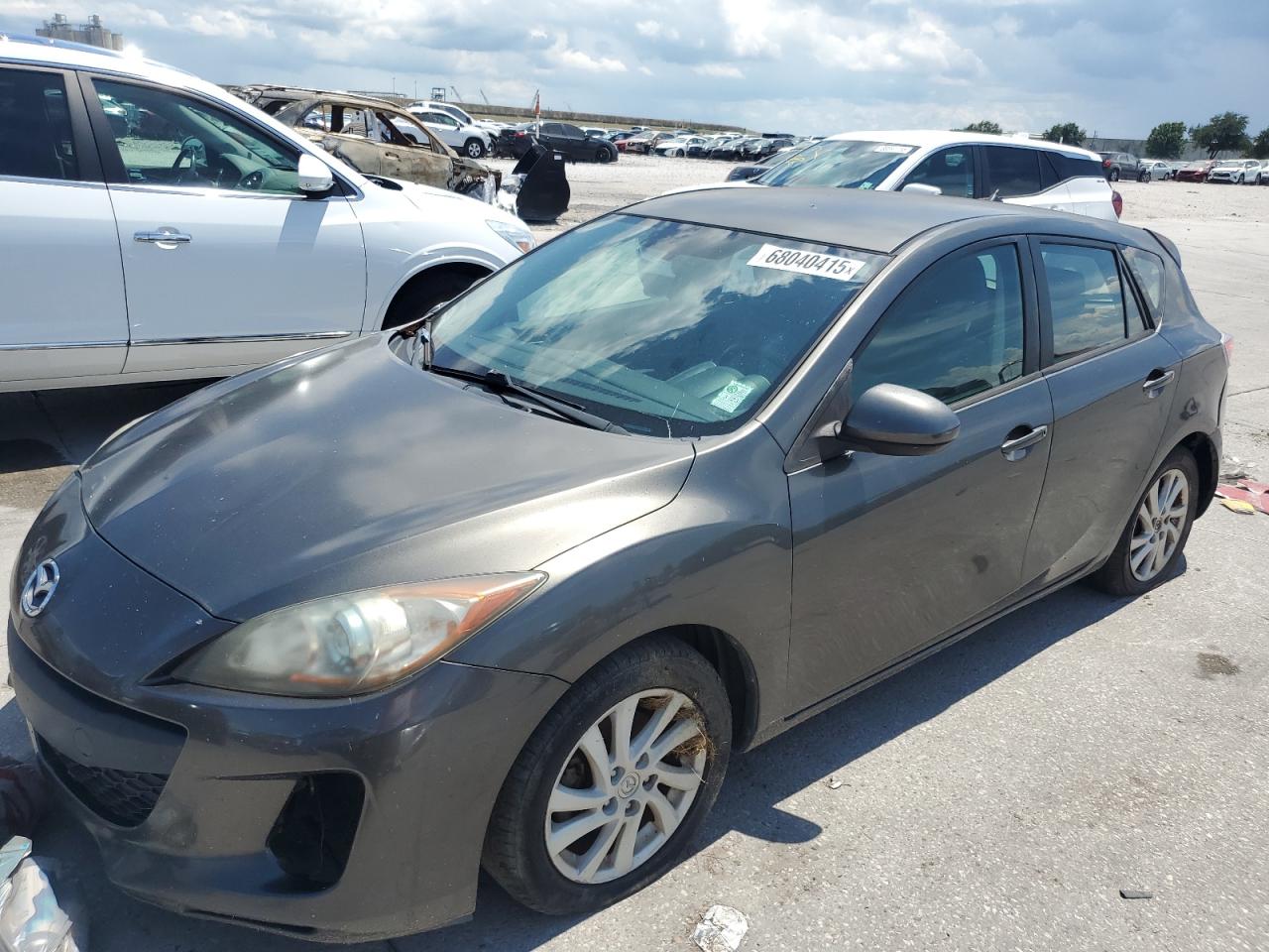 Salvage Mazda 3 Image