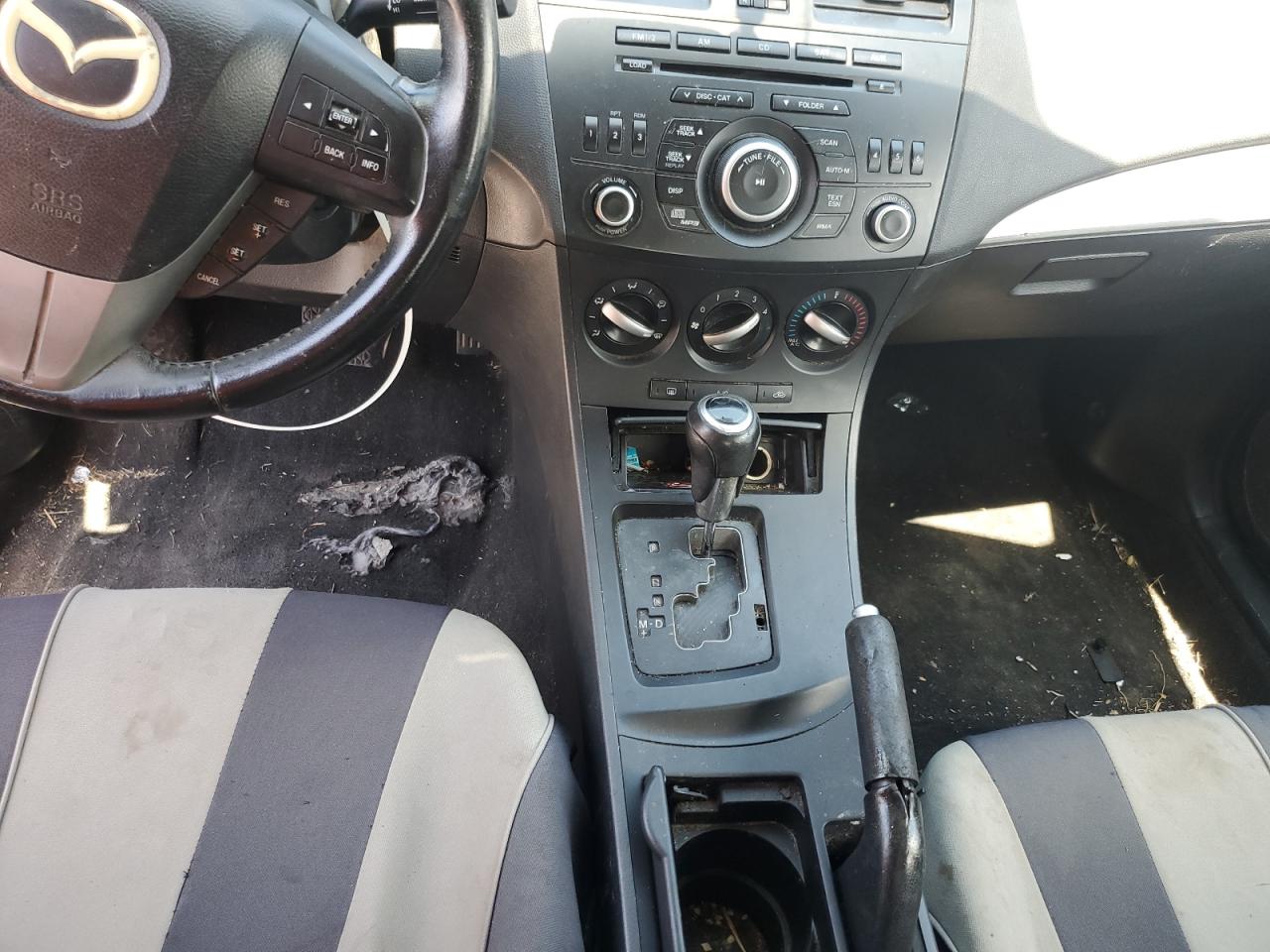 Mazda 3 I