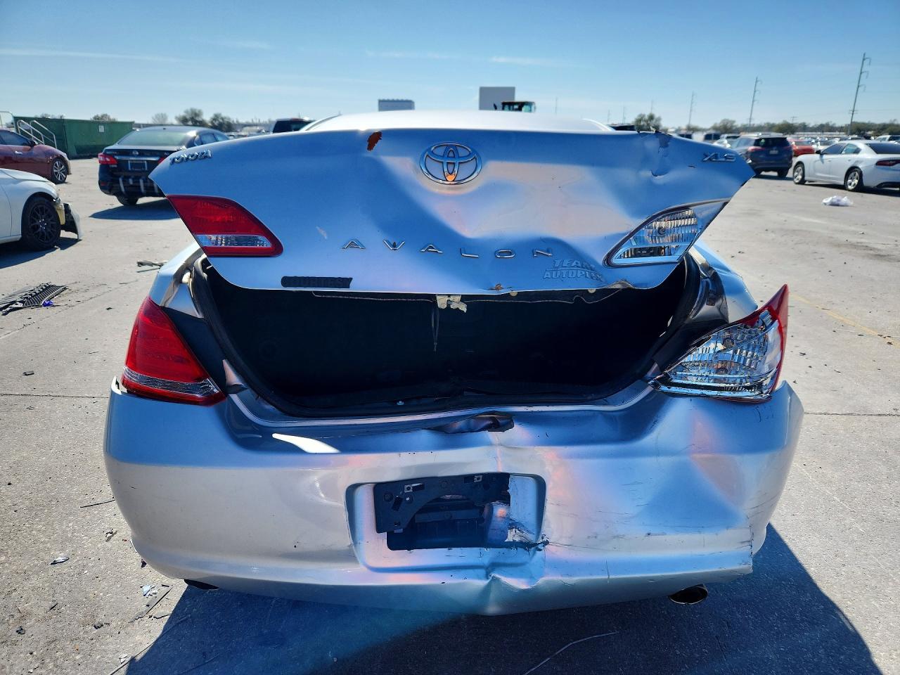 Toyota Avalon Xl