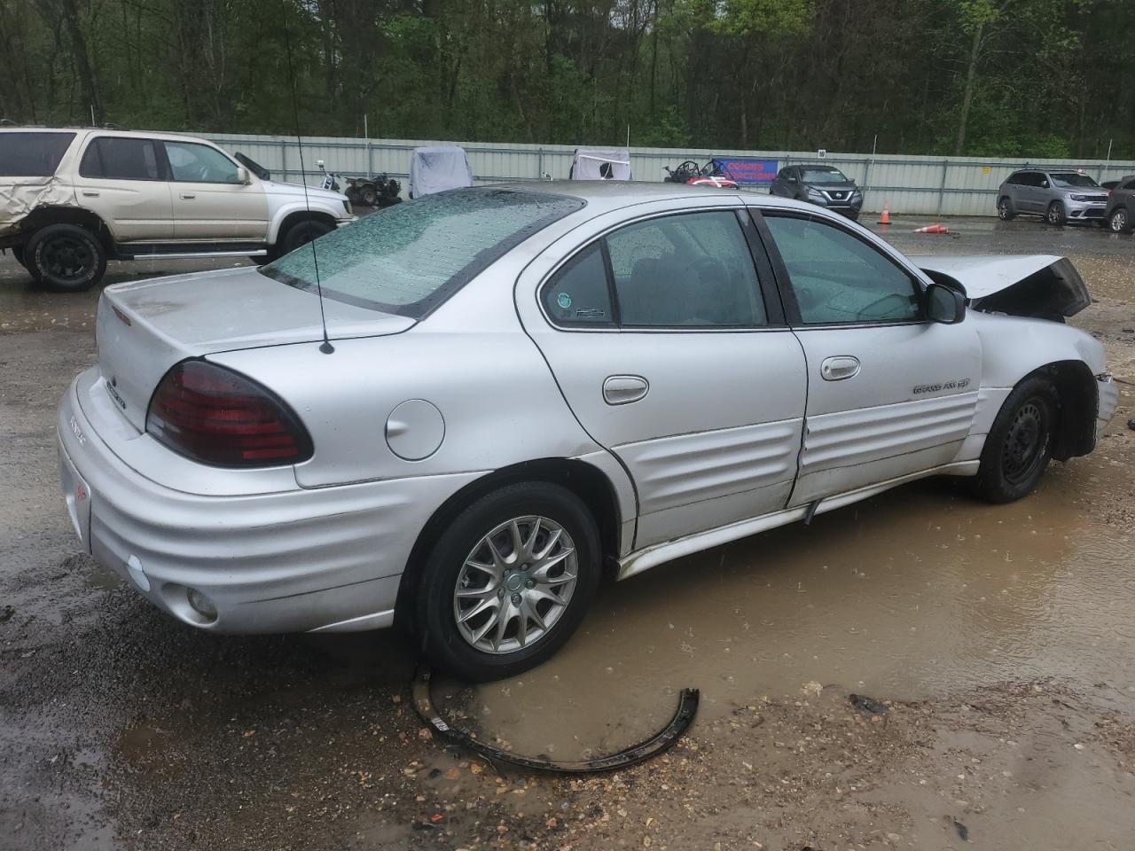 Pontiac Grandam Se