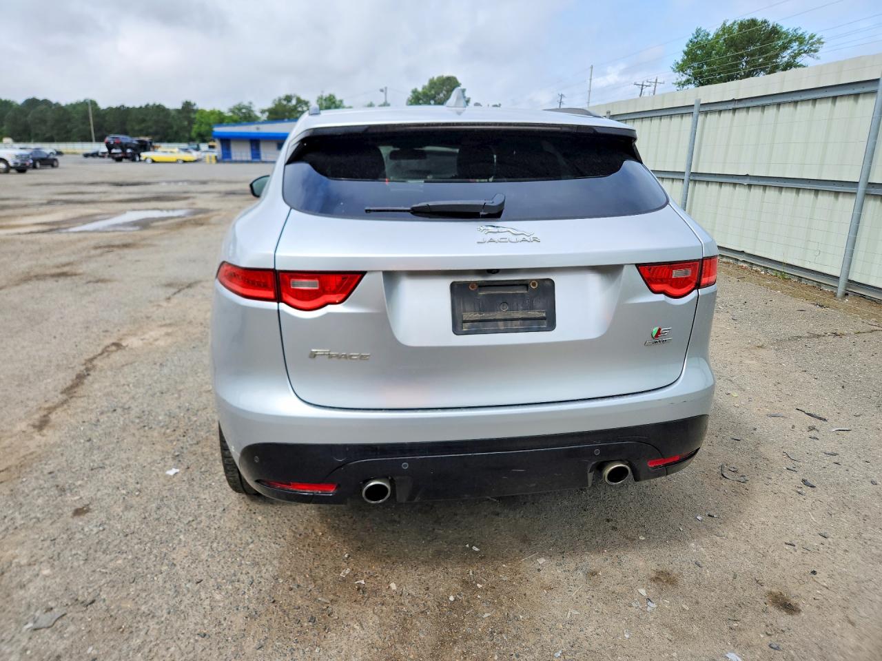 Jaguar F-PACE S