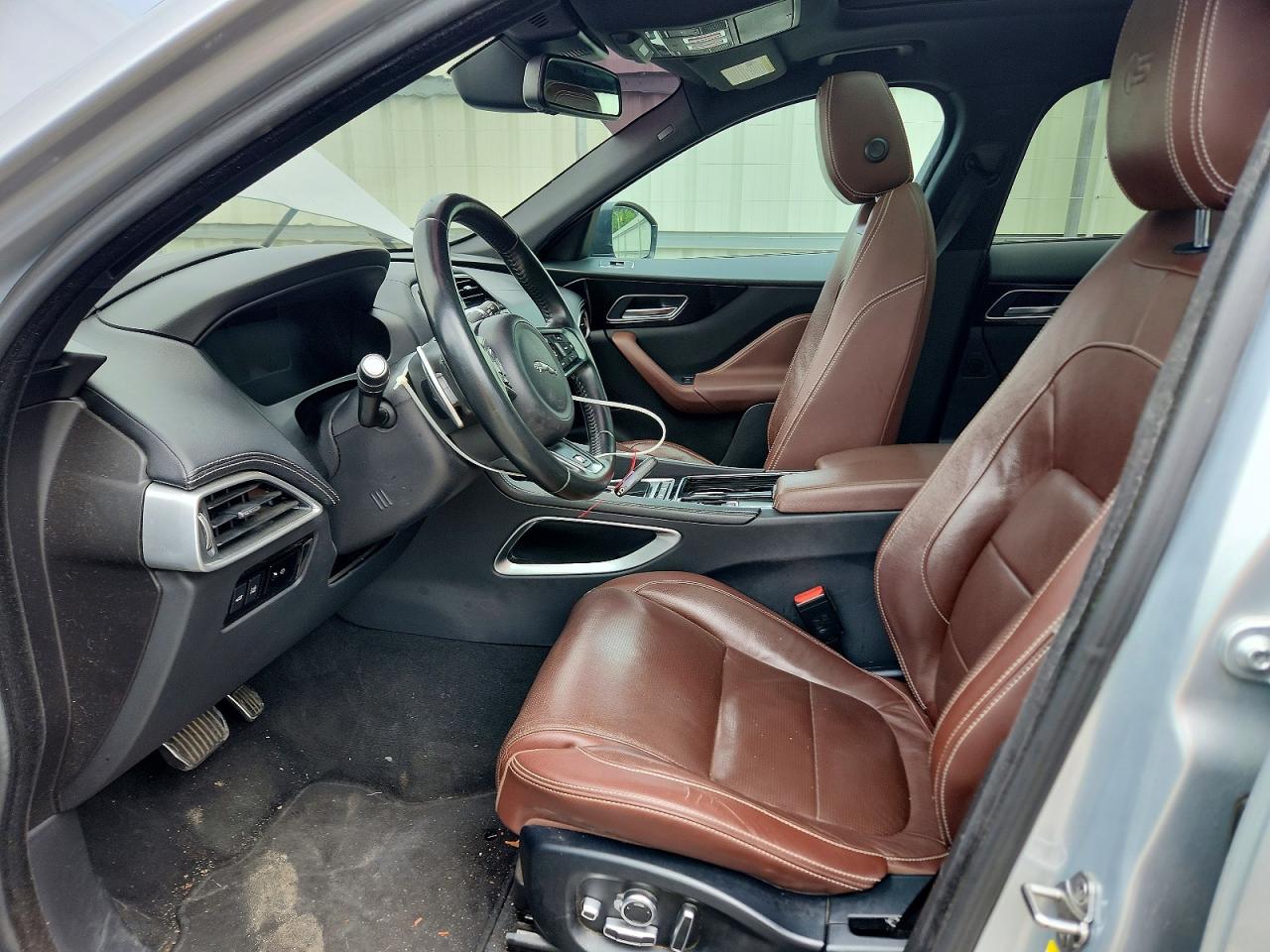 Jaguar F-PACE S