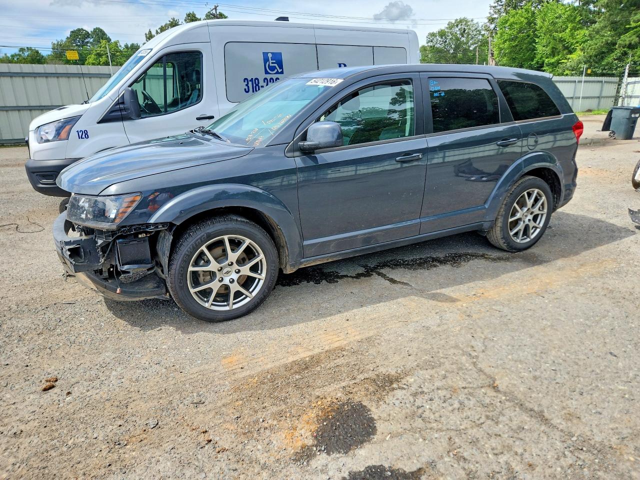Salvage Dodge Journey Image