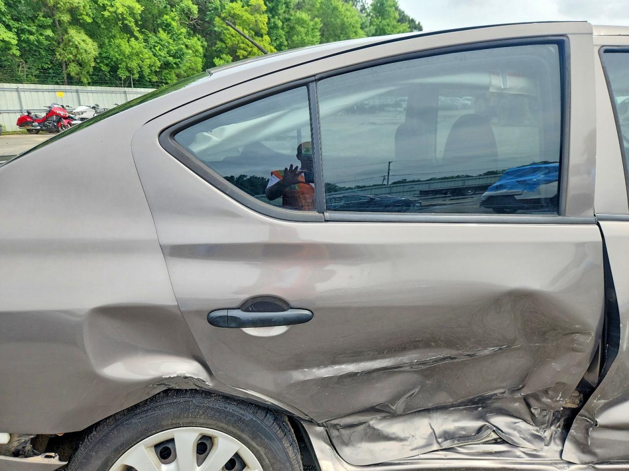 Nissan Versa 1.6 S Plus