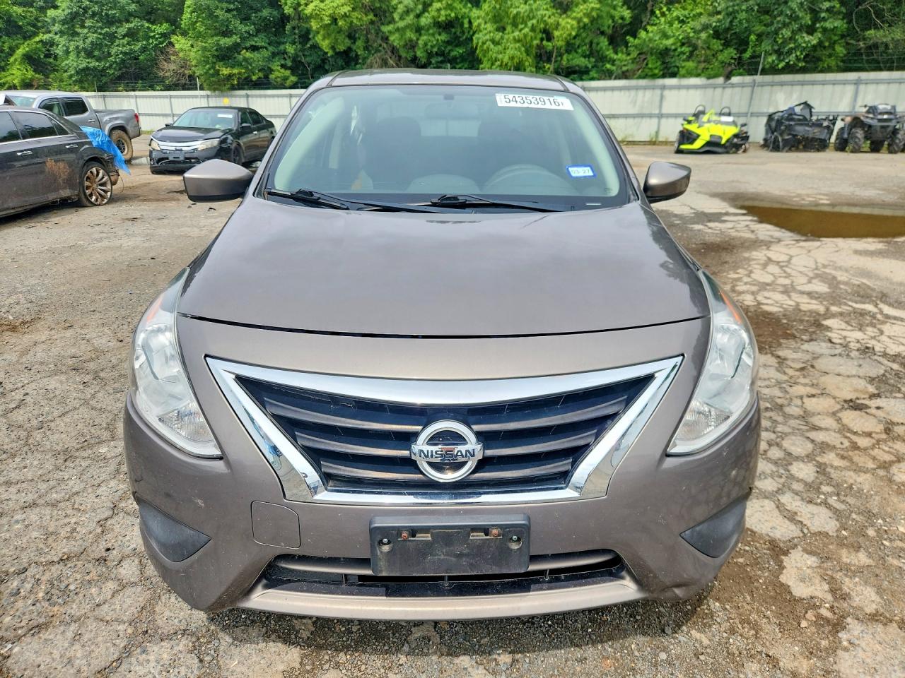 Nissan Versa 1.6 S Plus