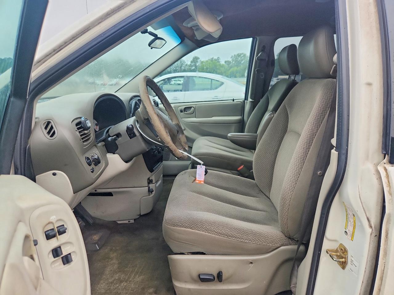 Dodge Caravan Se
