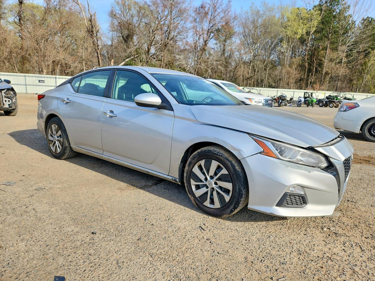 Nissan Altima S