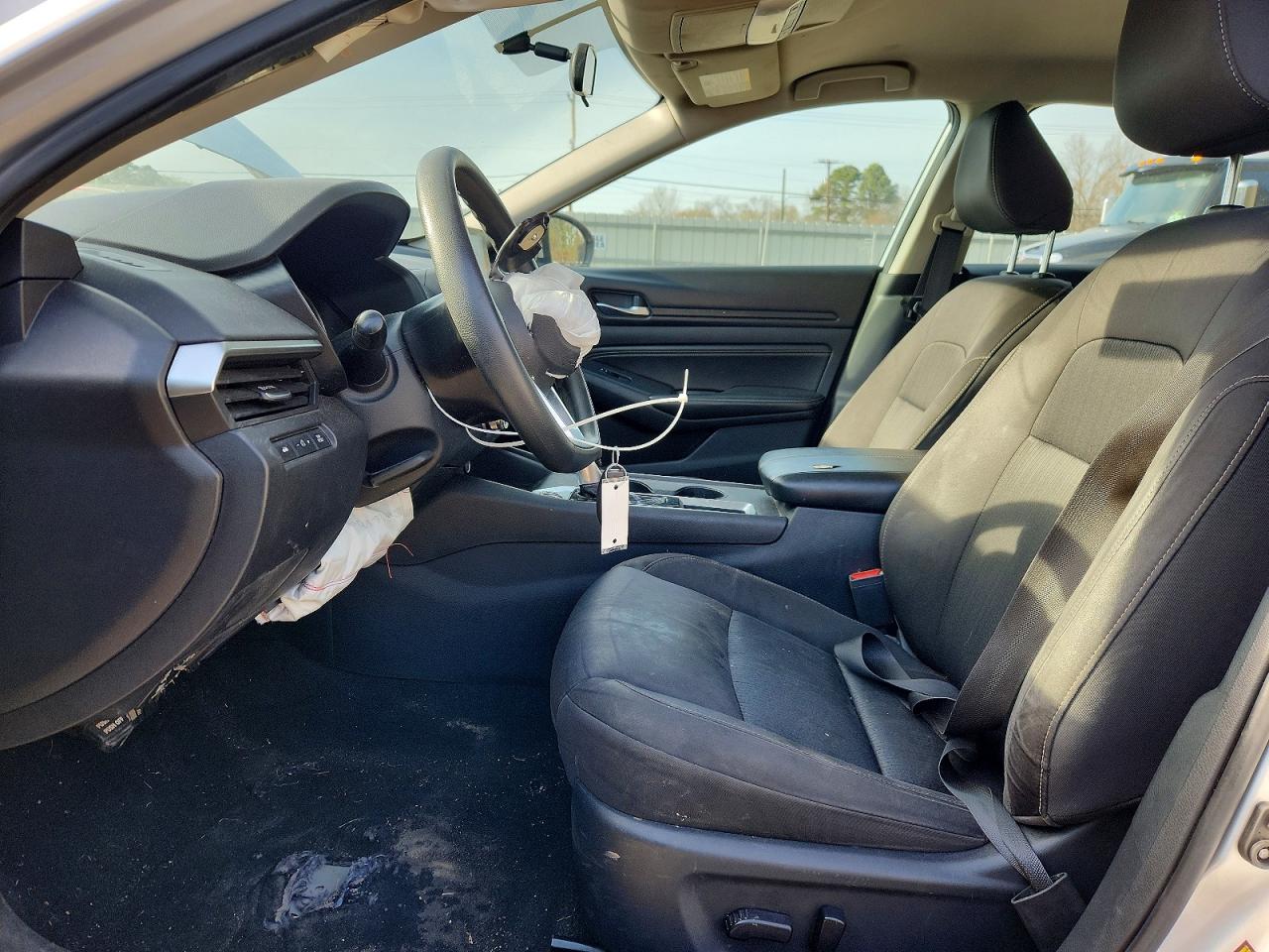 Nissan Altima S