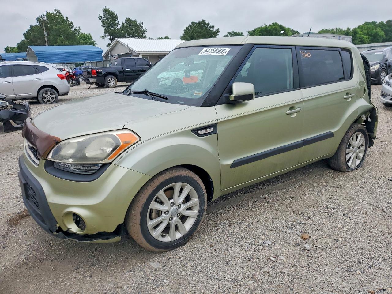 Salvage Kia Soul Image