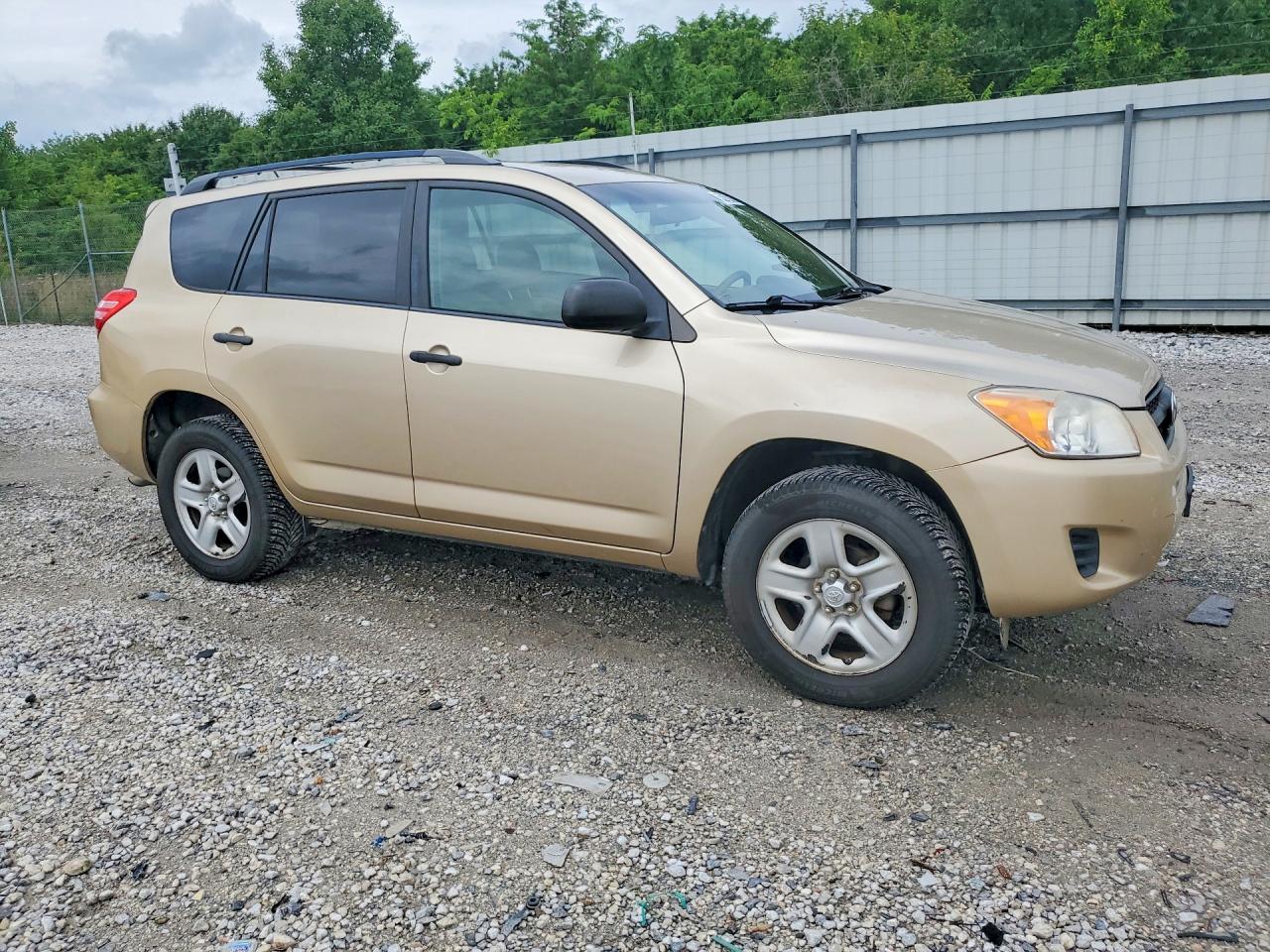 Toyota RAV4 Base