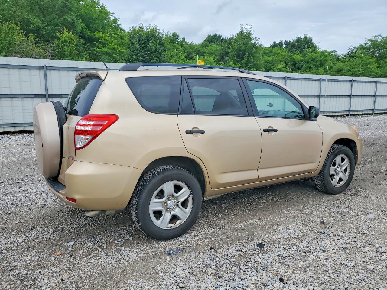 Toyota RAV4 Base