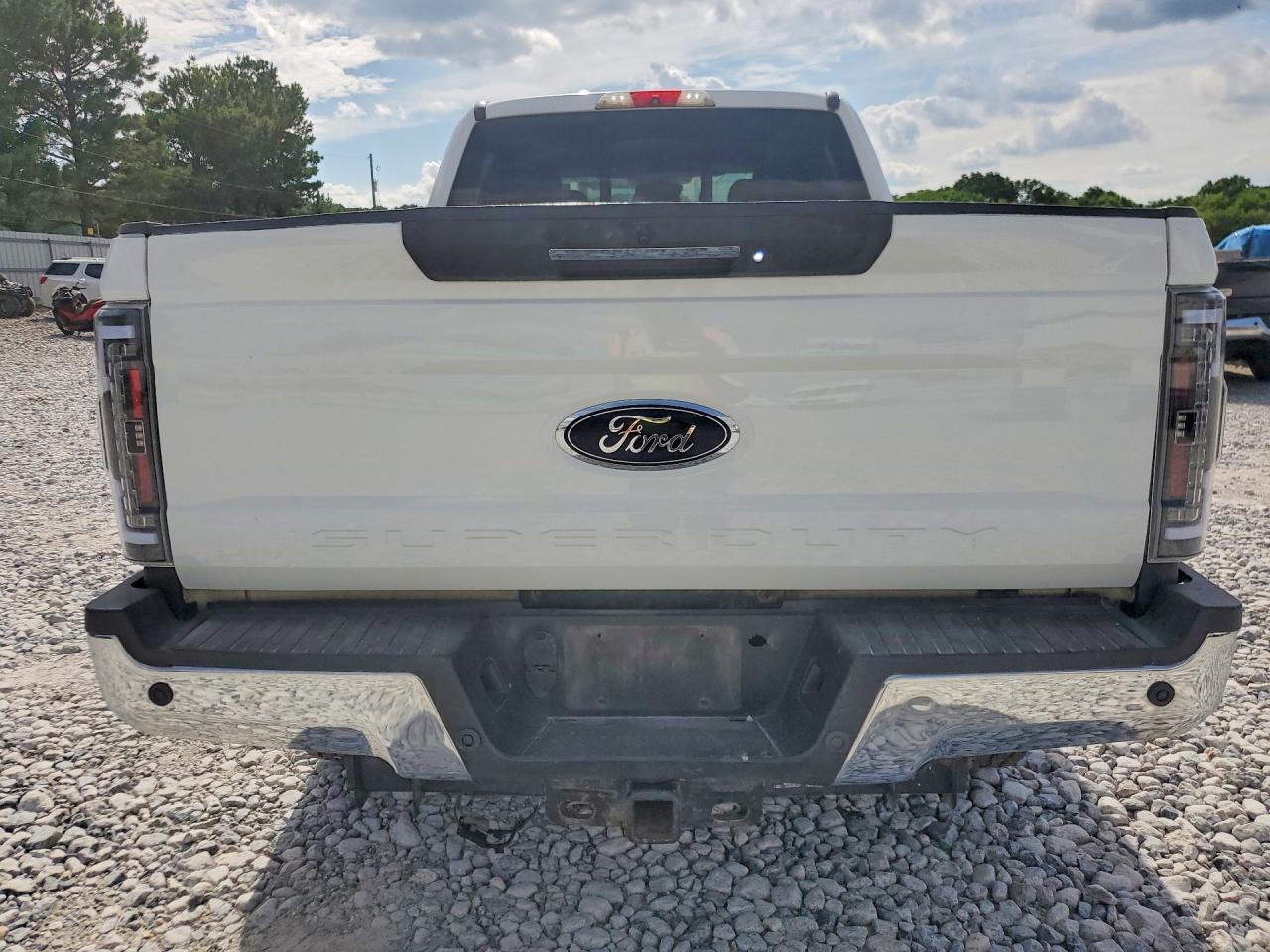 Ford F-250 Super Duty