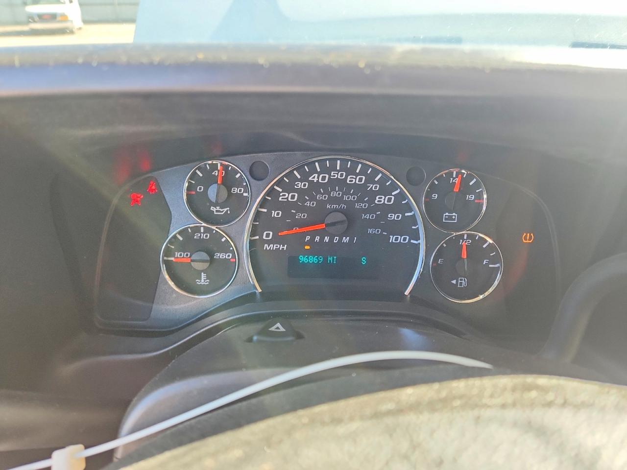 Chevrolet Express Lt