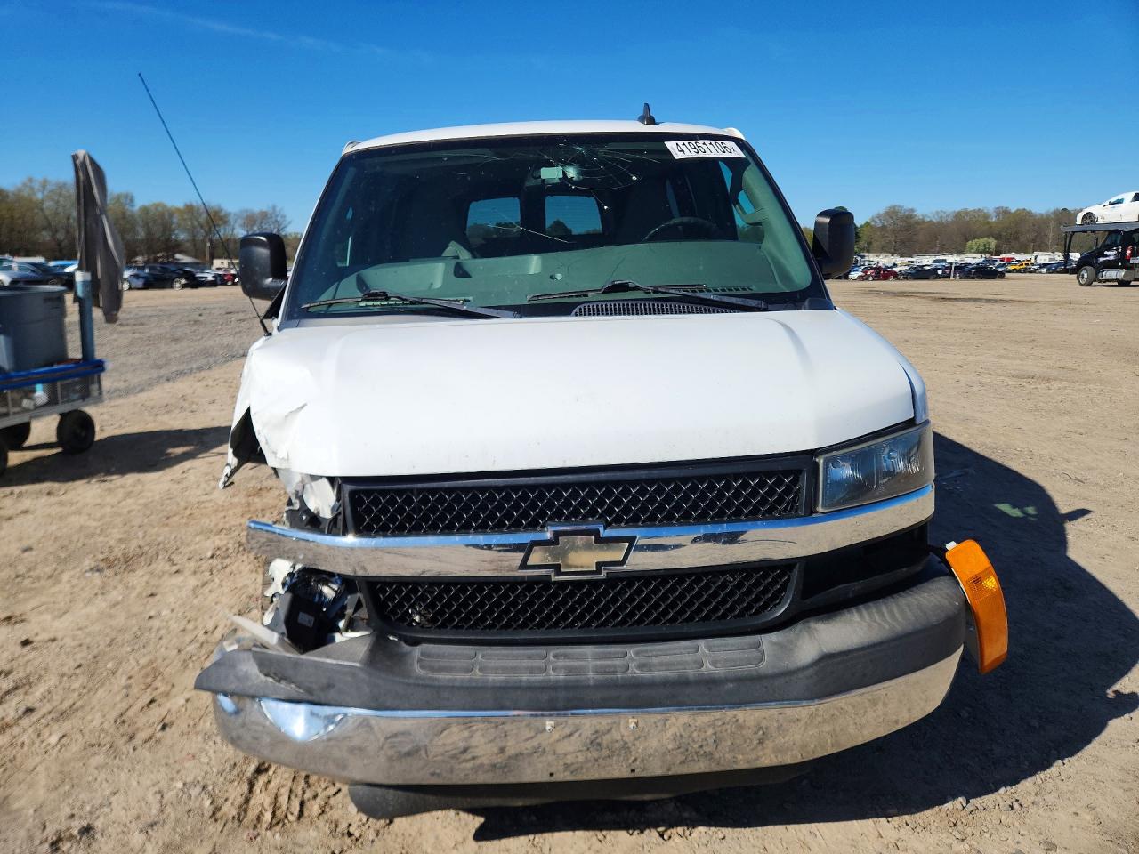Chevrolet Express Lt