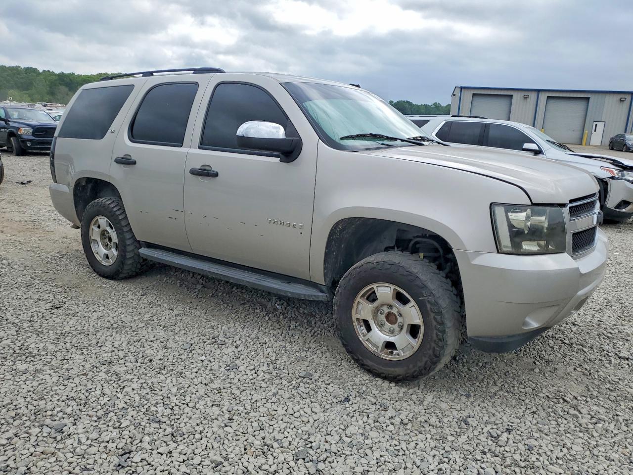 Chevrolet Tahoe C1500 Ls