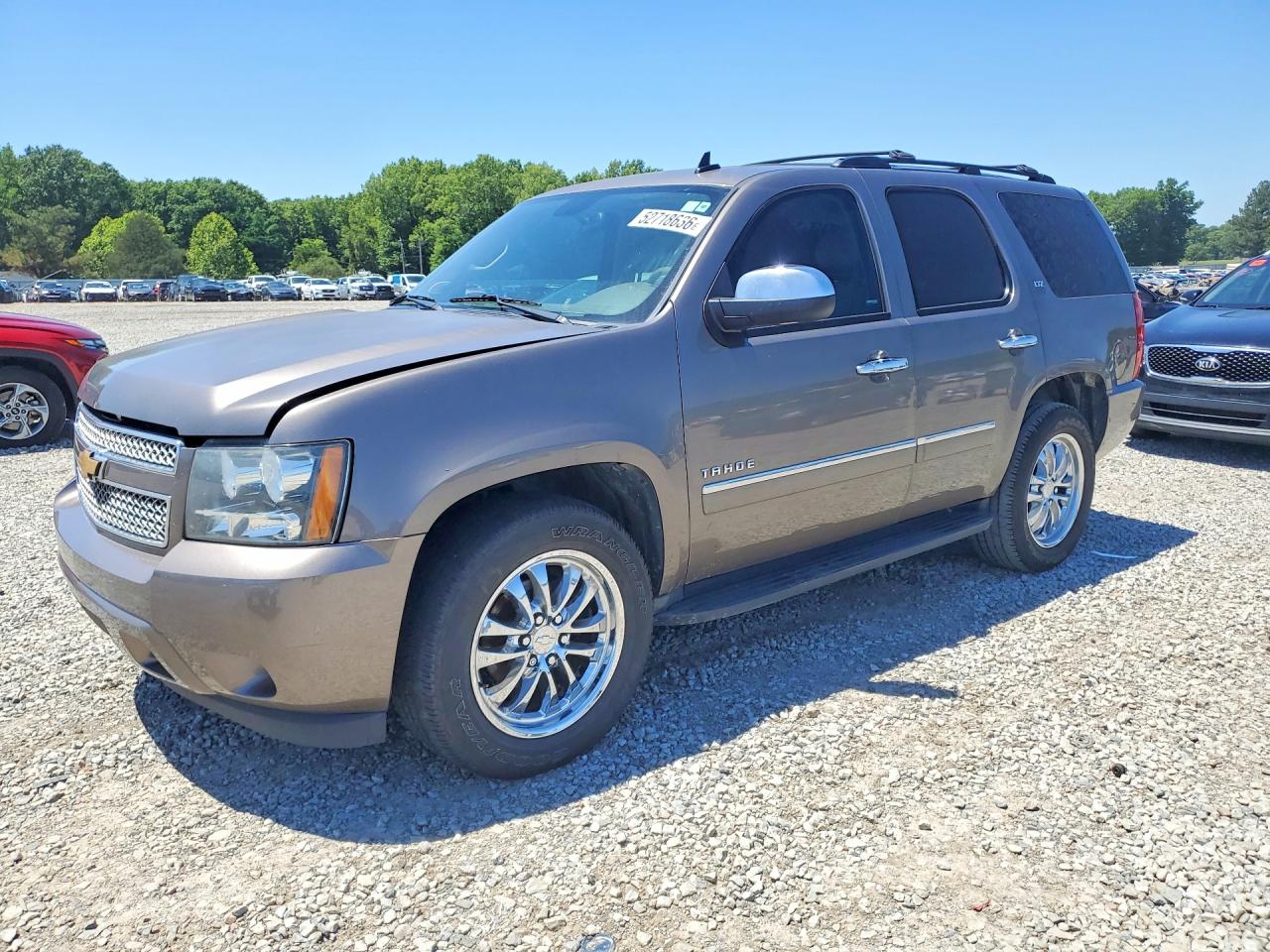 Salvage Chevrolet Tahoe Image