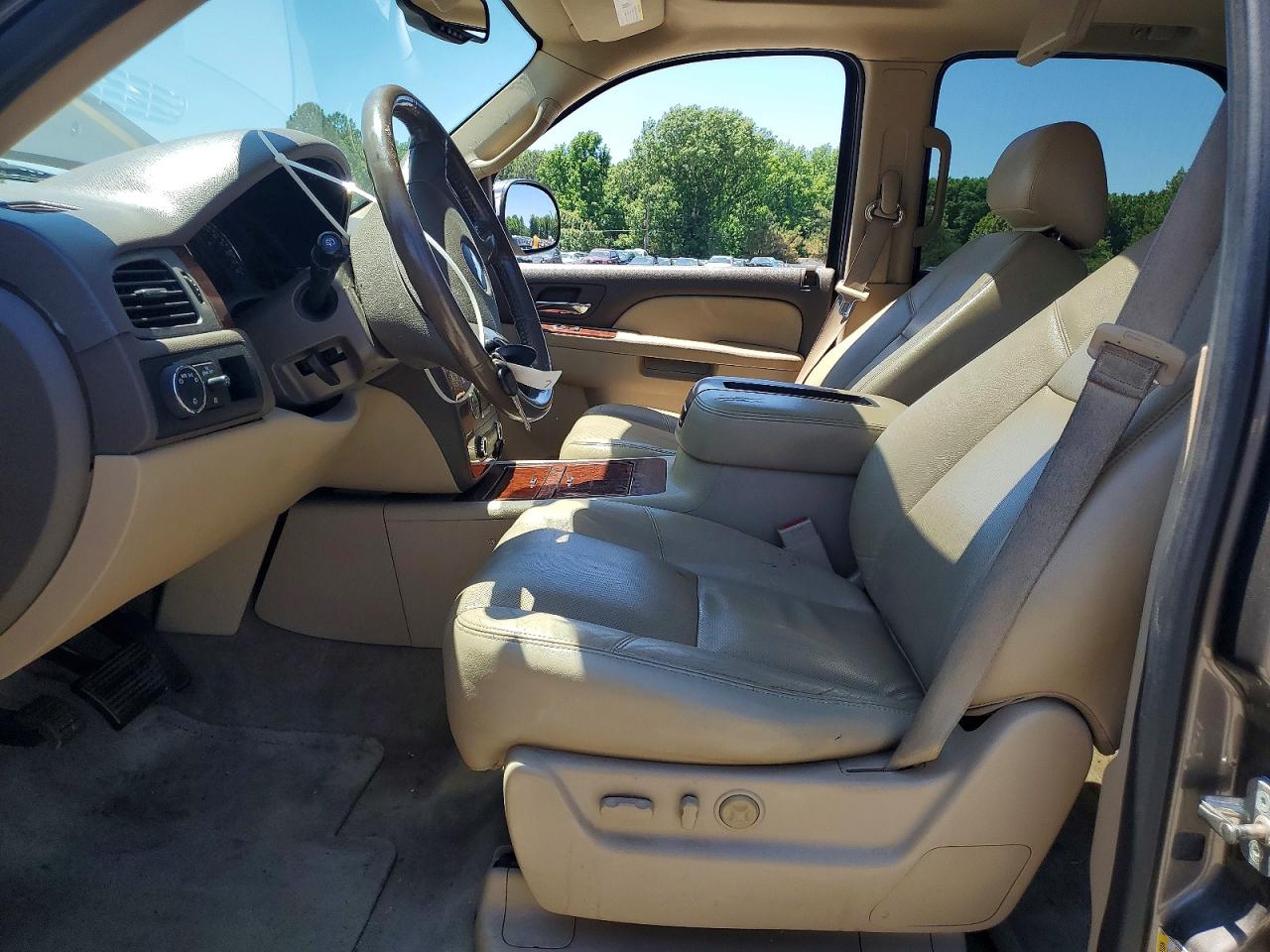Chevrolet Tahoe C1500 Ltz