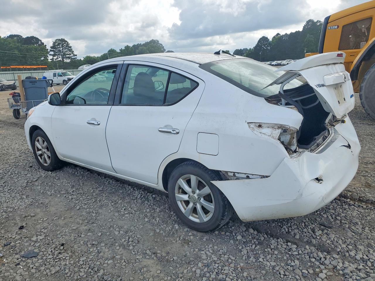 Nissan Versa