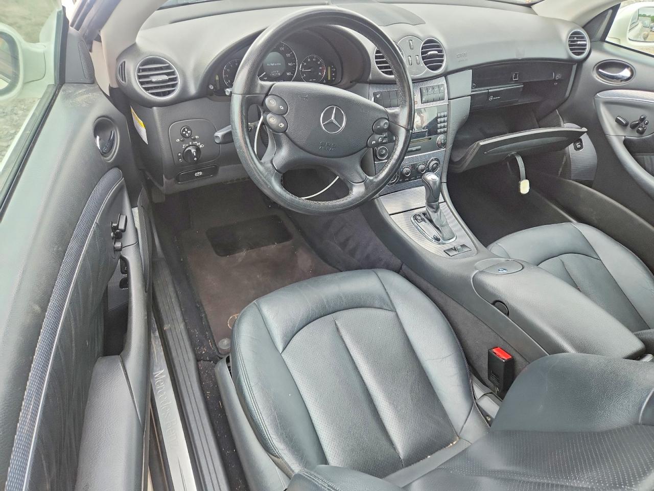 Mercedes-Benz Clk-class 320