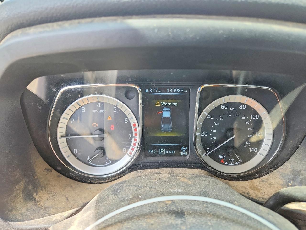 Nissan Titan Sv
