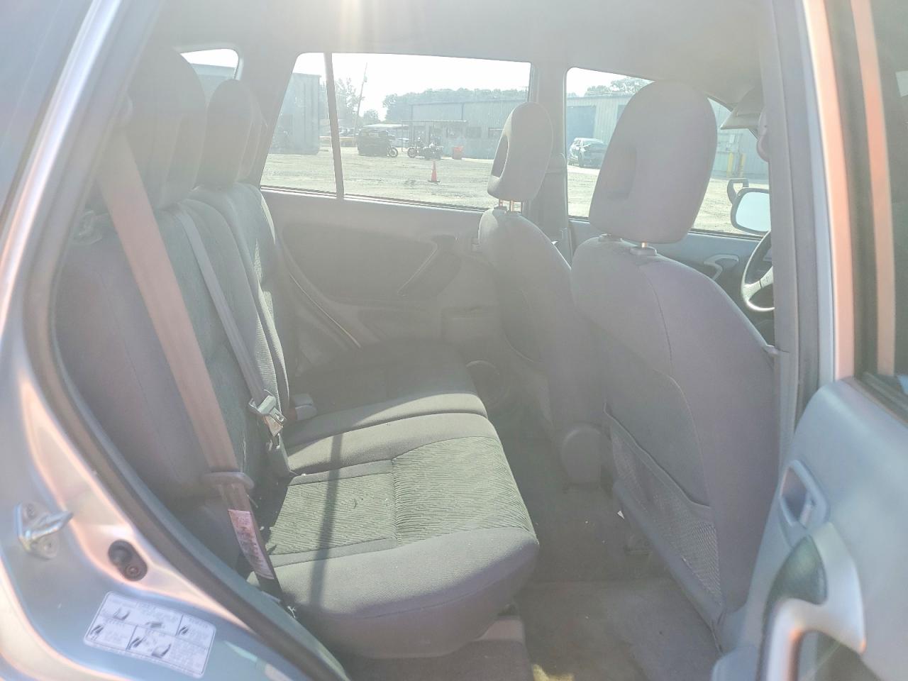 Toyota RAV4 Base