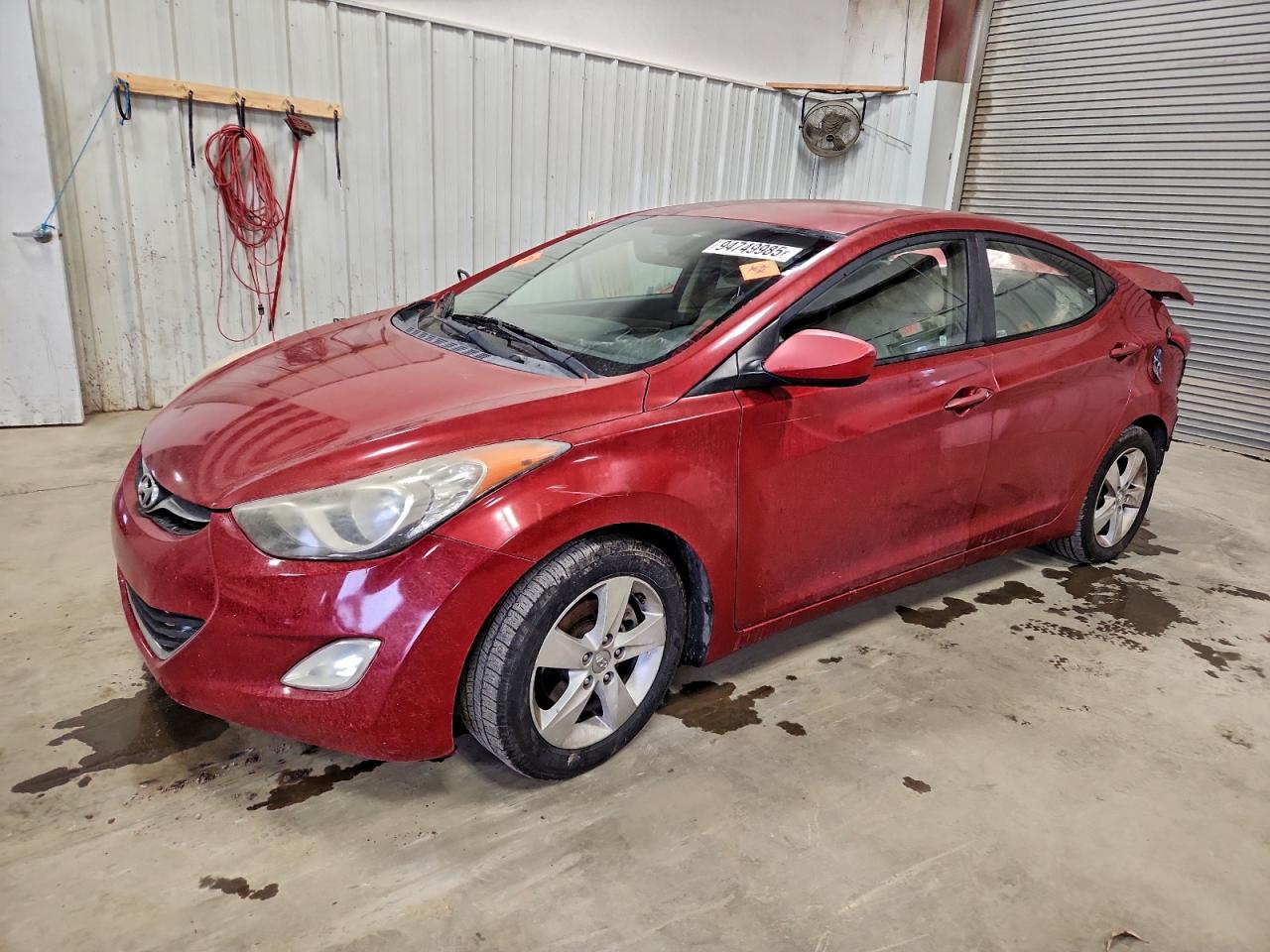 Salvage Hyundai ELANTRA Image
