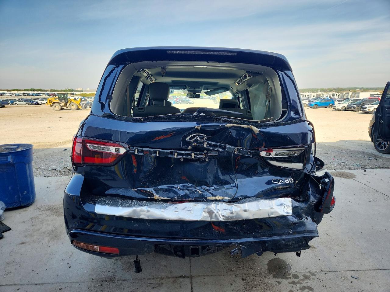 INFINITI Qx Luxe