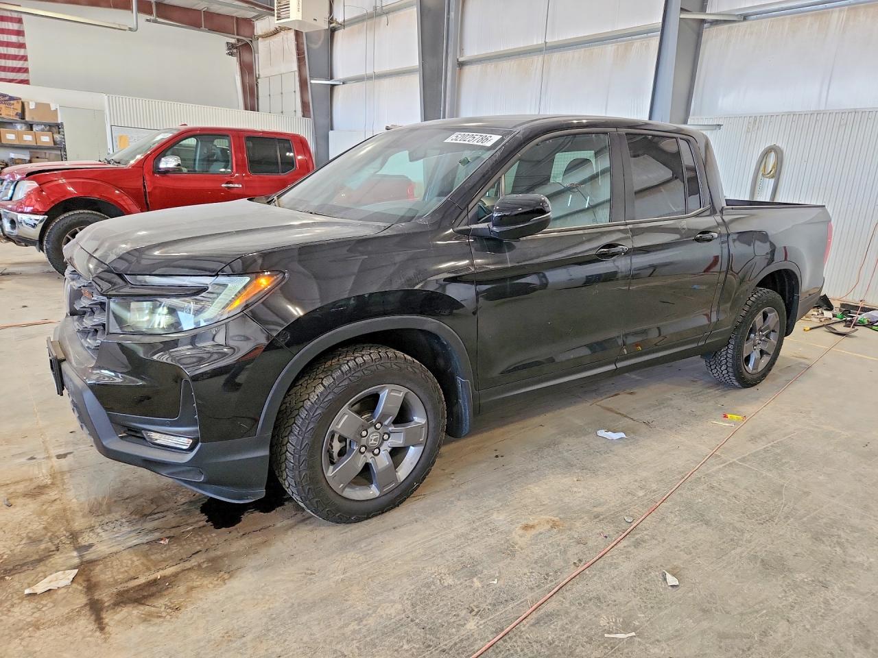 Salvage Honda Ridgeline Image