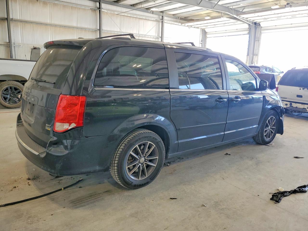 Dodge Caravan Sxt