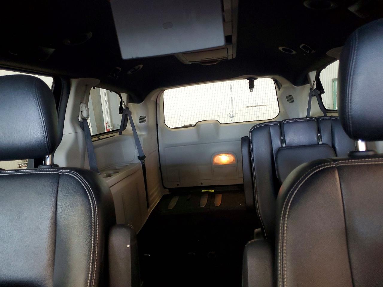 Dodge Caravan Sxt