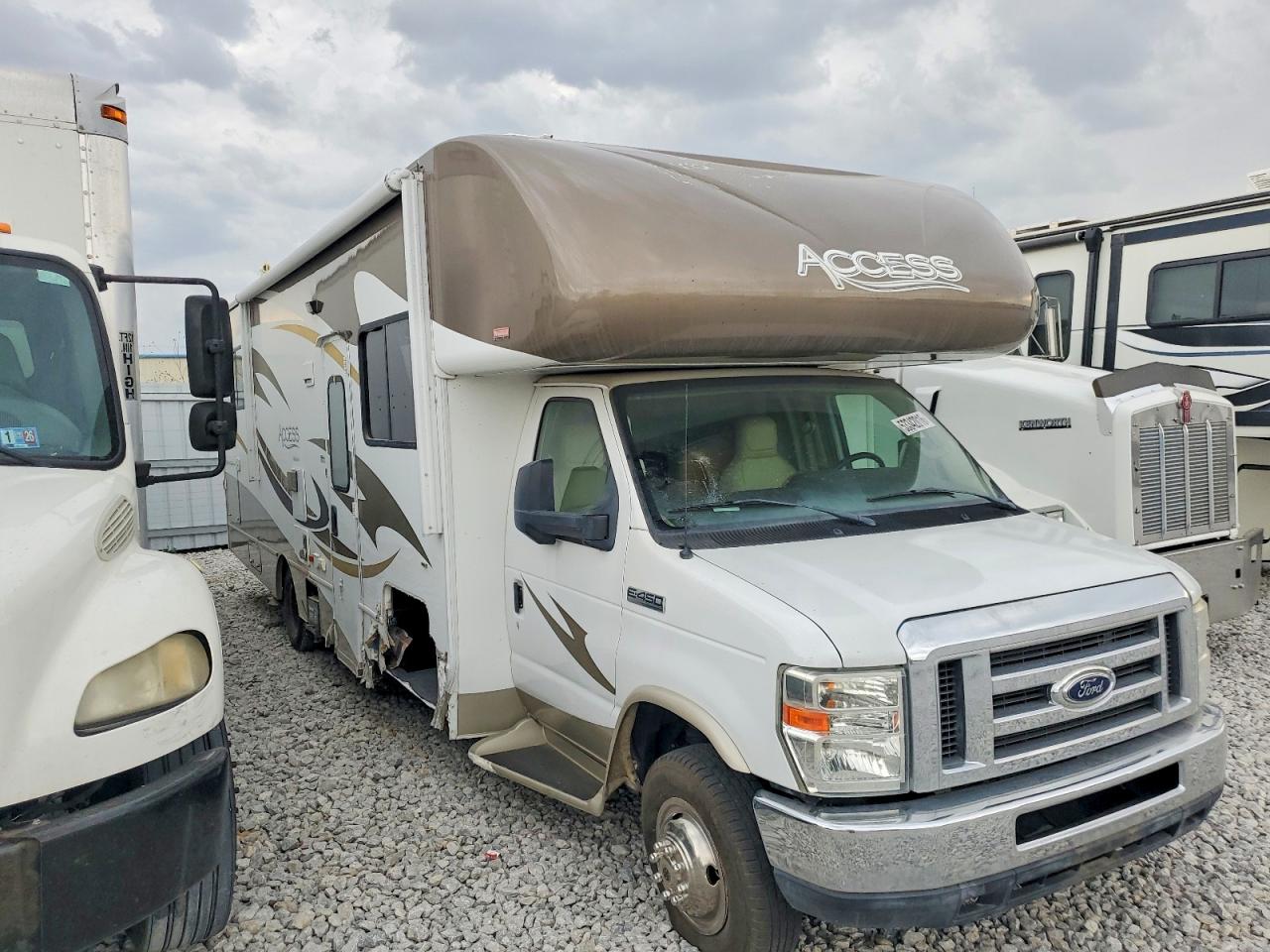 Salvage Winn Econoline Image
