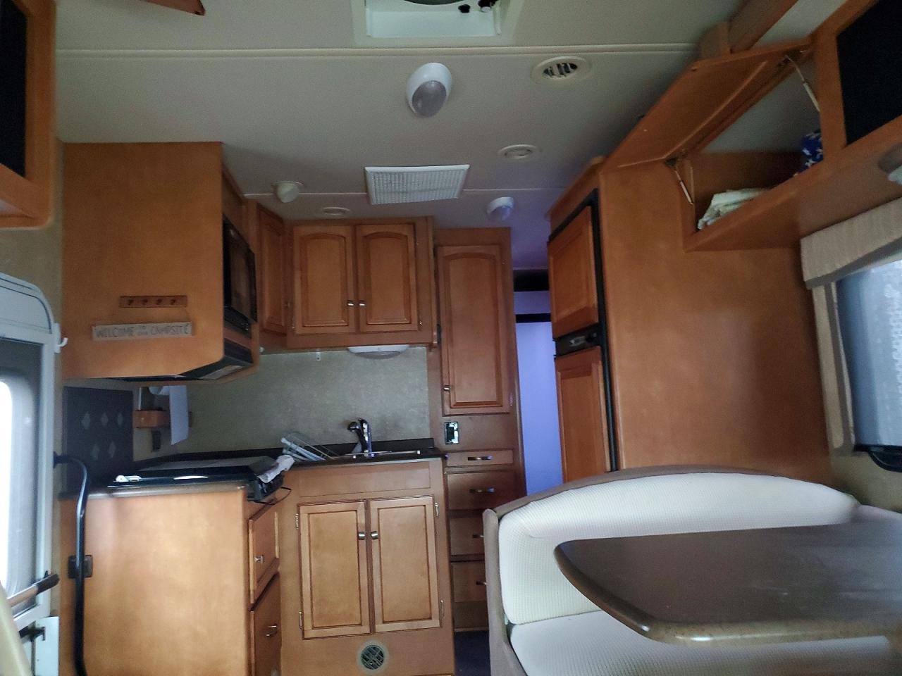 Winn Econoline