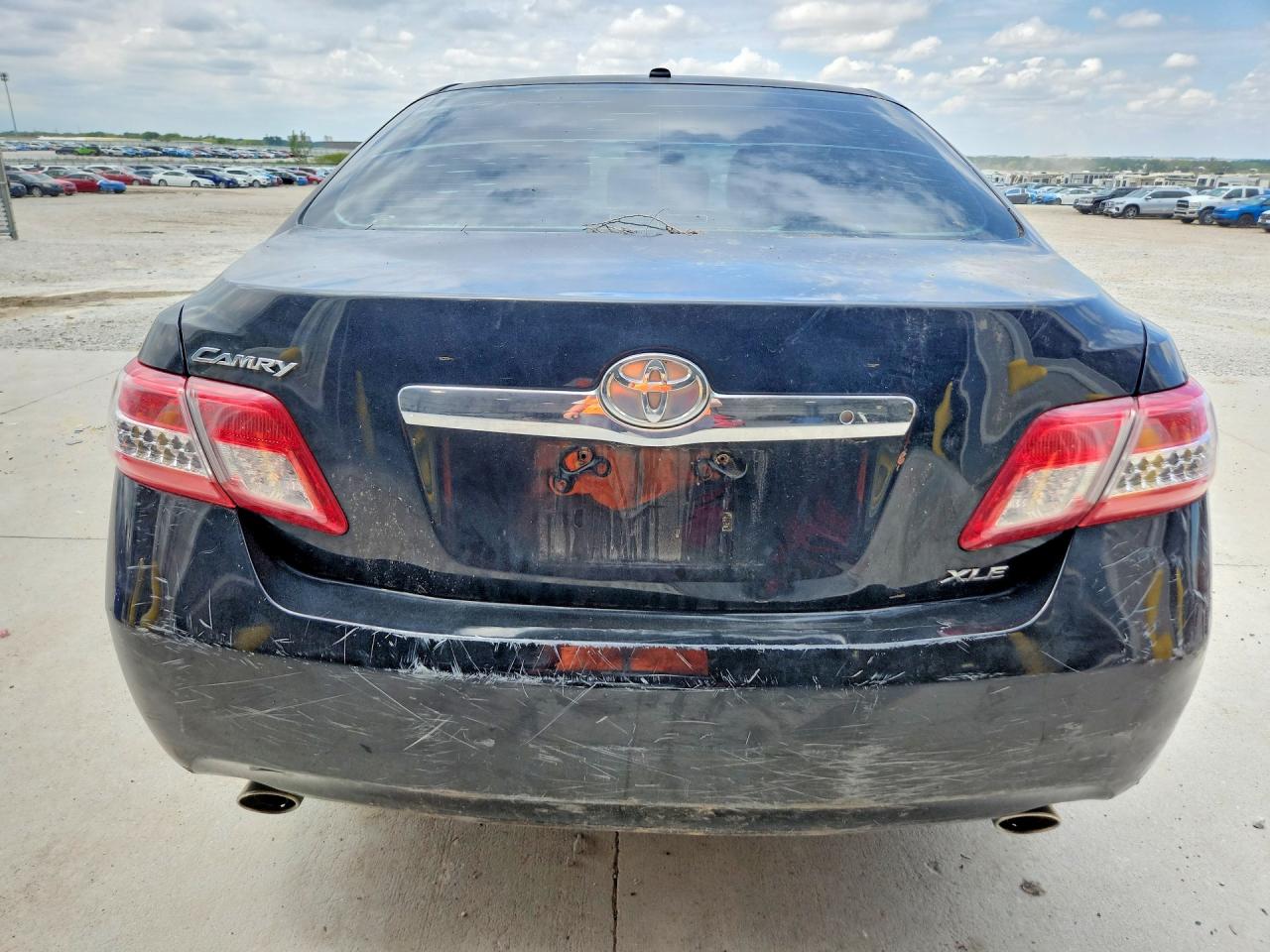 Toyota Camry Xle V6