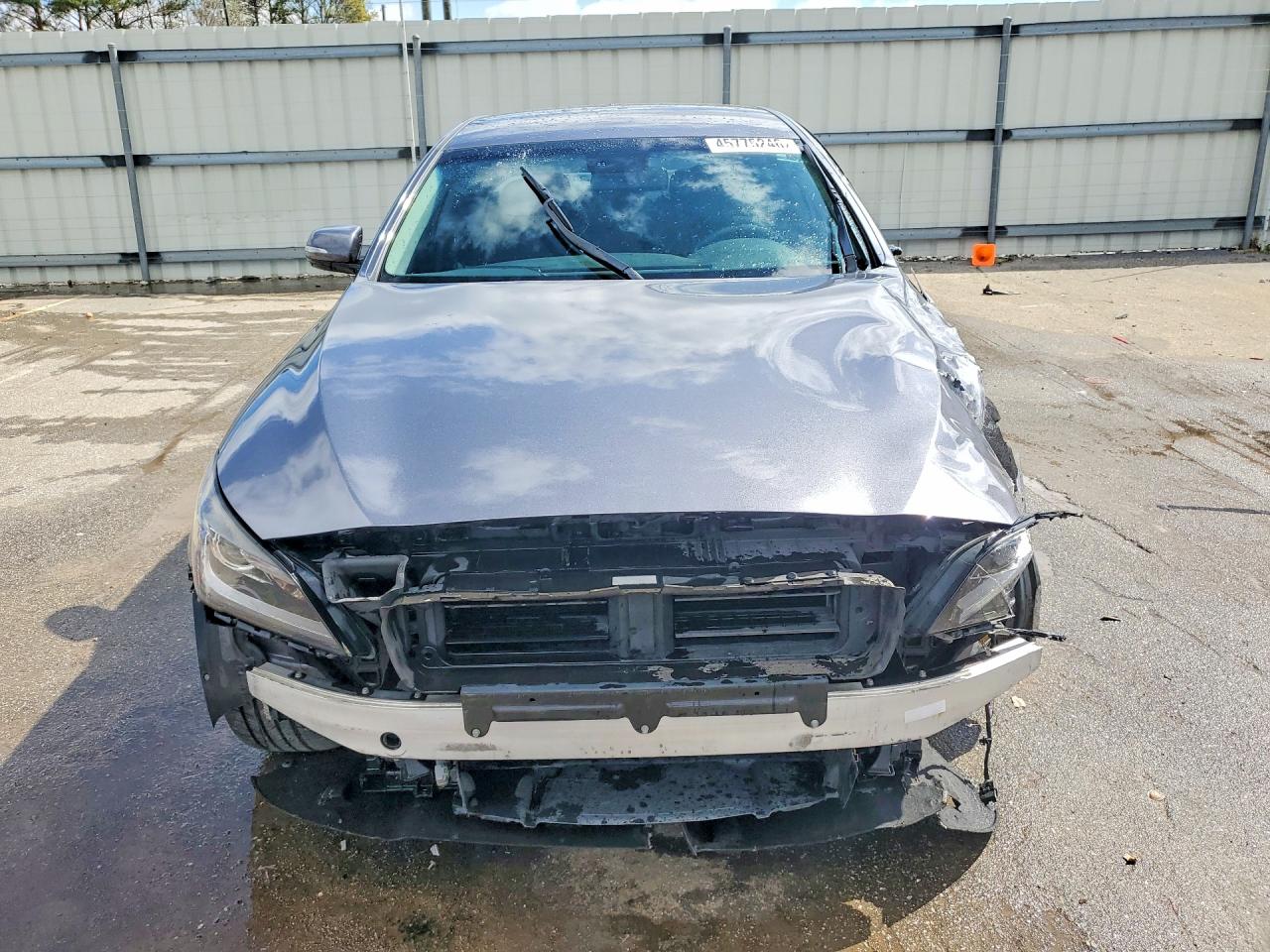 Hyundai Genesis 3.8l