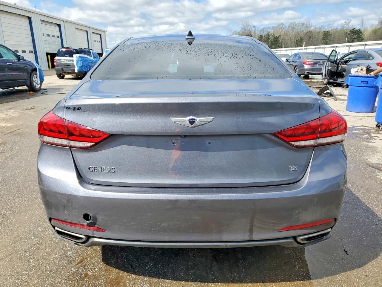 Hyundai Genesis 3.8l