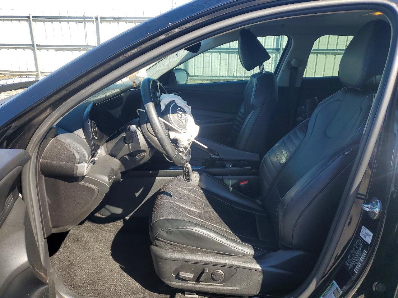 Hyundai ELANTRA Limited
