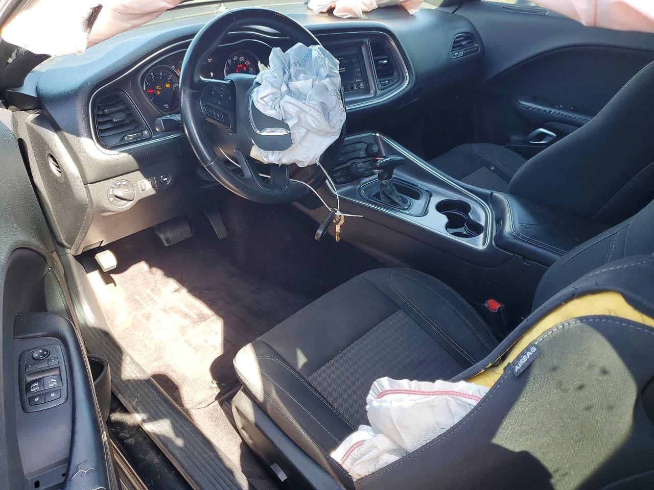 Dodge Challenger Sxt